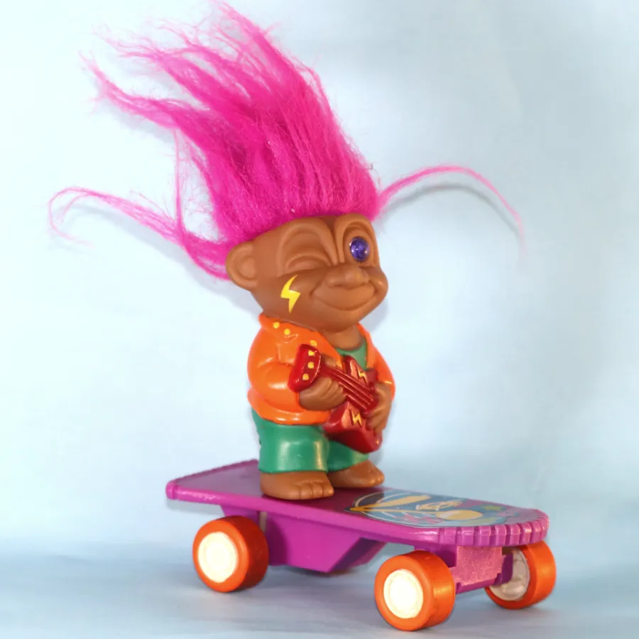 Vintage Rock'N Troll Boy Guitar Purple Skateboard