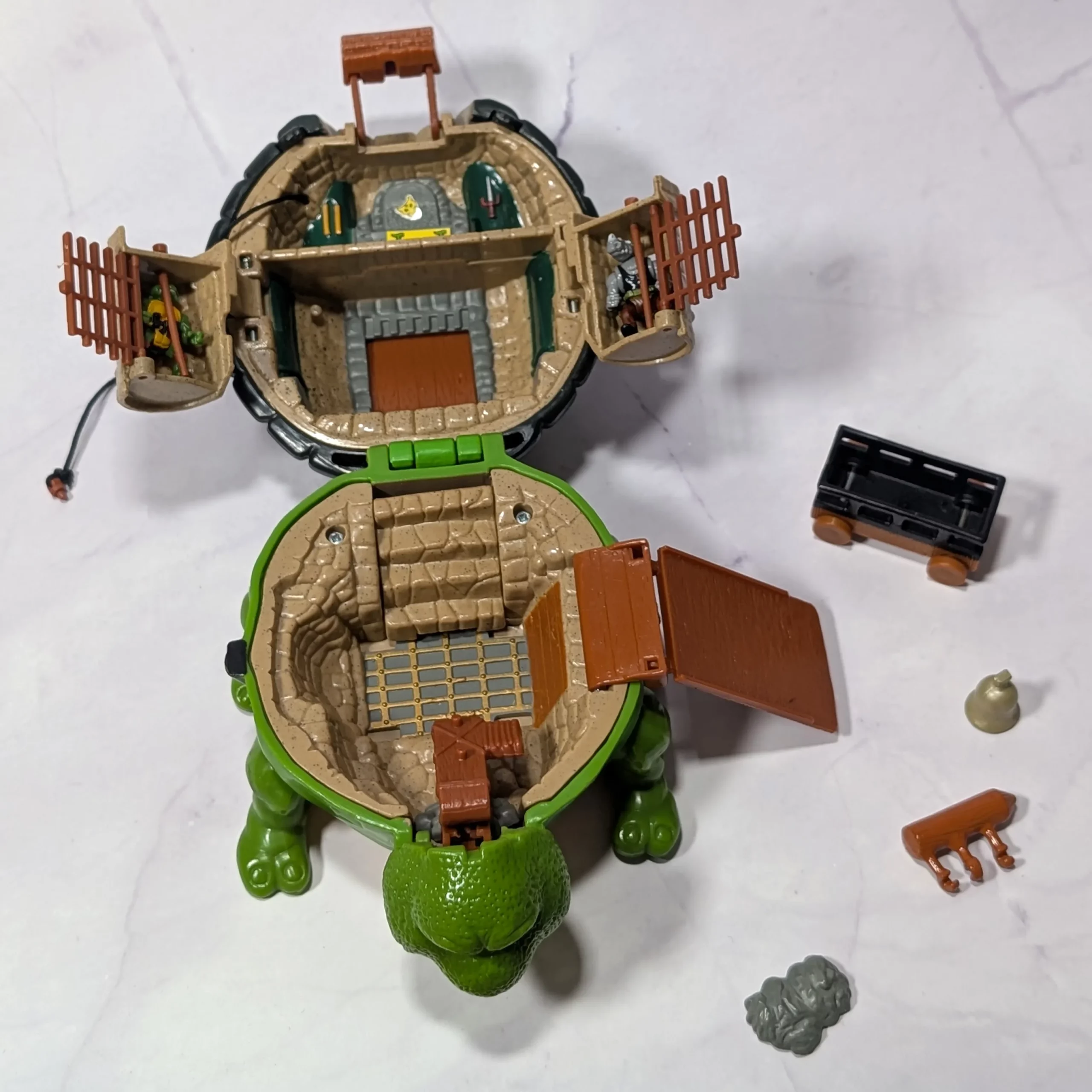 Vintage TMNT Mini-Mutants Raphael Feudal Castle (1994)
